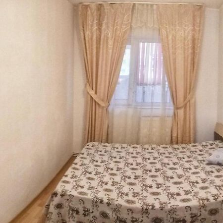 Alpha Apartment Iasi Buitenkant foto